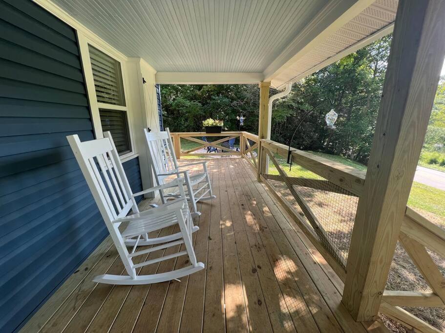 Riverside Relaxer W/Hot Tub+Fire Pit +Wifi & View Franklin Εξωτερικό φωτογραφία