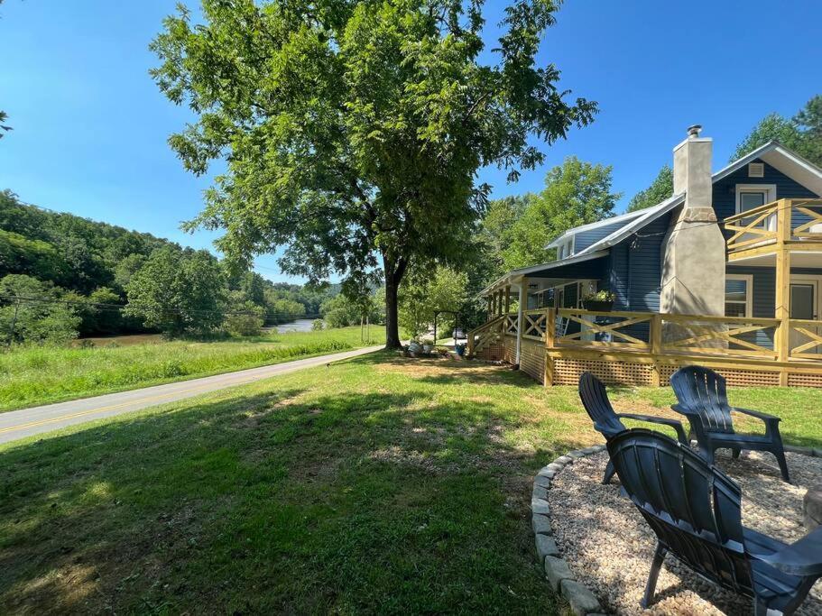 Riverside Relaxer W/Hot Tub+Fire Pit +Wifi & View Franklin Εξωτερικό φωτογραφία