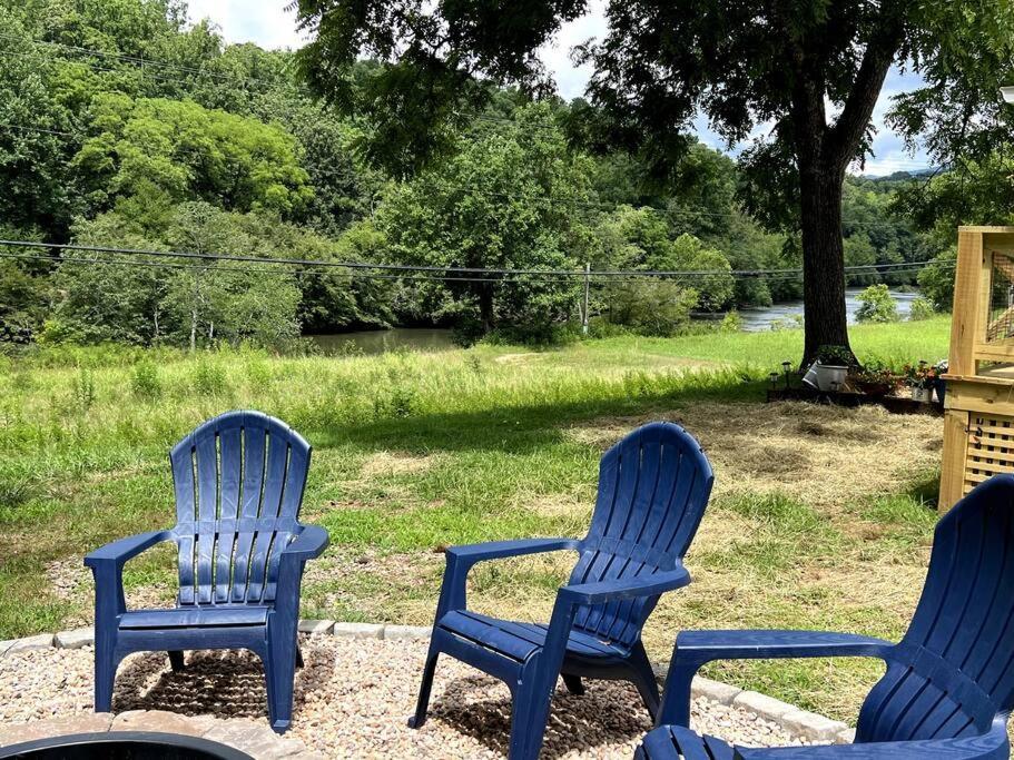 Riverside Relaxer W/Hot Tub+Fire Pit +Wifi & View Franklin Εξωτερικό φωτογραφία